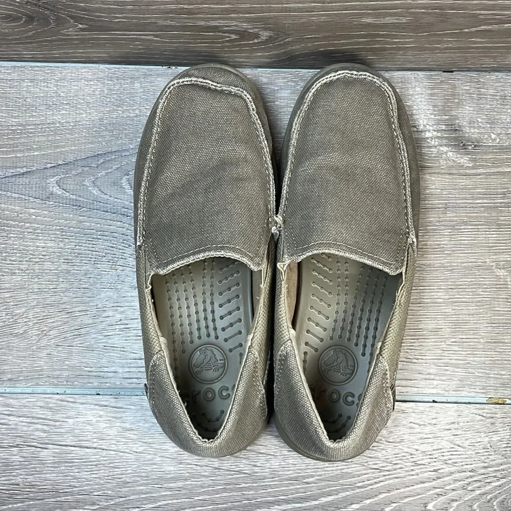 Crocs Santa Cruz II Khaki Canvas Big Boy Size 5 Slip On Loafers